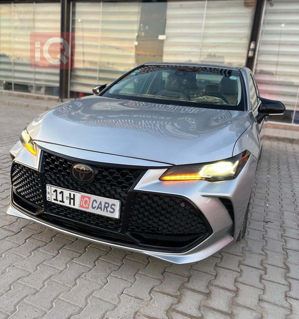 تويوتا أفالون